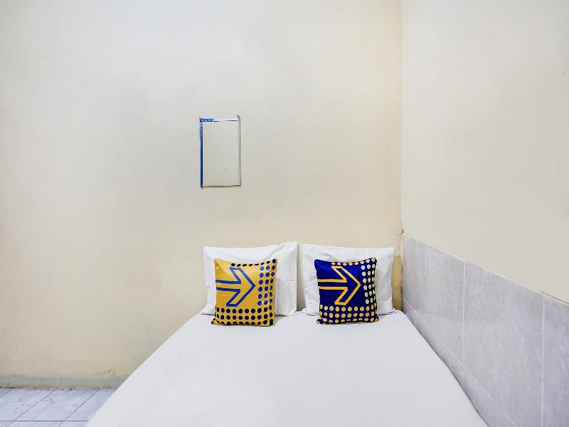Spot On 91774 Kost Nusantara Sidoarjo - Oda