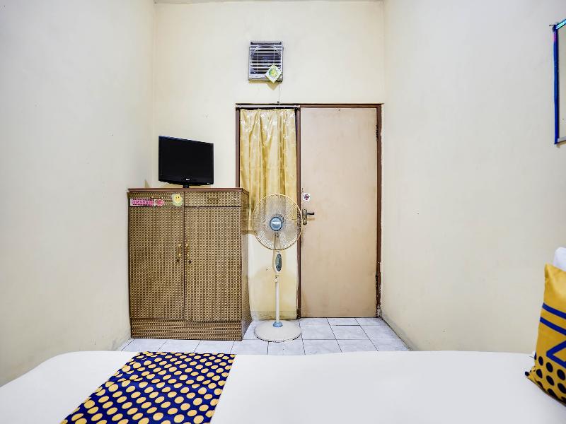 Spot On 91774 Kost Nusantara Sidoarjo - Oda