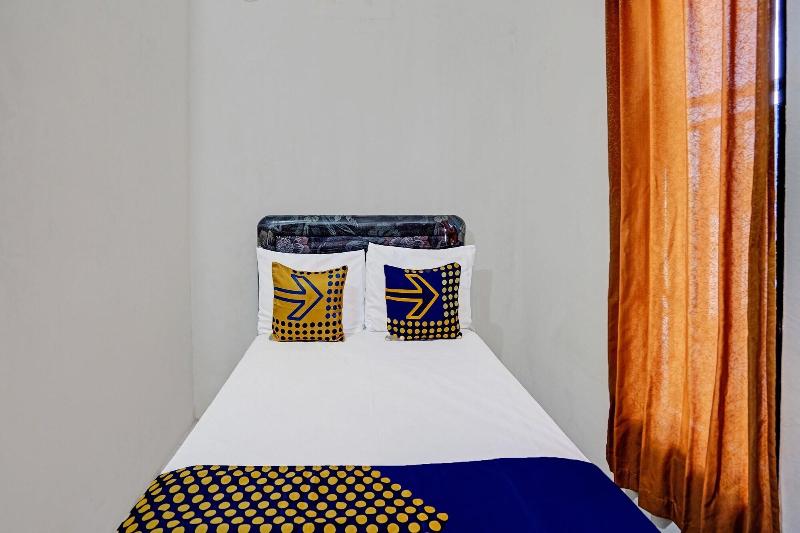 Spot On 91789 Kost Umik Sidoarjo - Oda