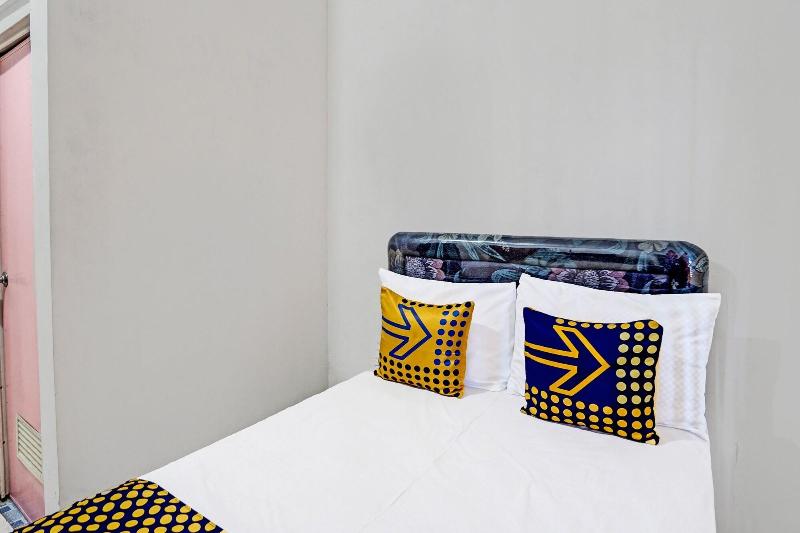 Spot On 91789 Kost Umik Sidoarjo - Oda