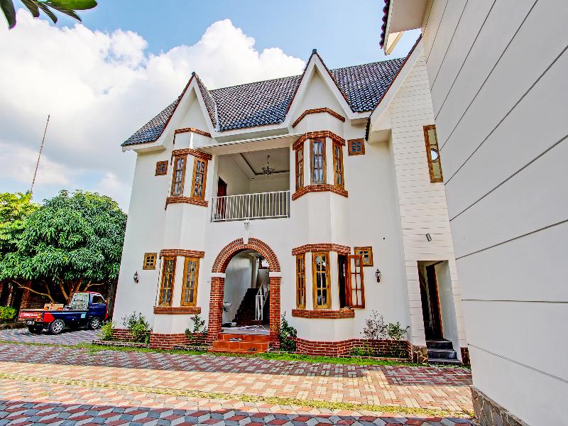 Collection O 91629 Ndalem Abhirama - Genel
