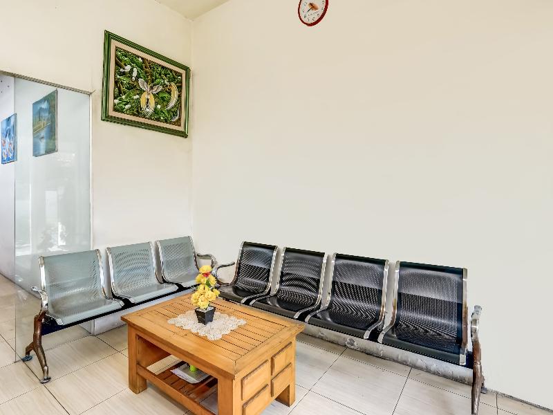 Oyo 91361 Benlin D'kost Syariah - Lobi