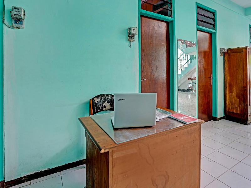 Spot On 91524 Victory Homestay Syariah - Genel