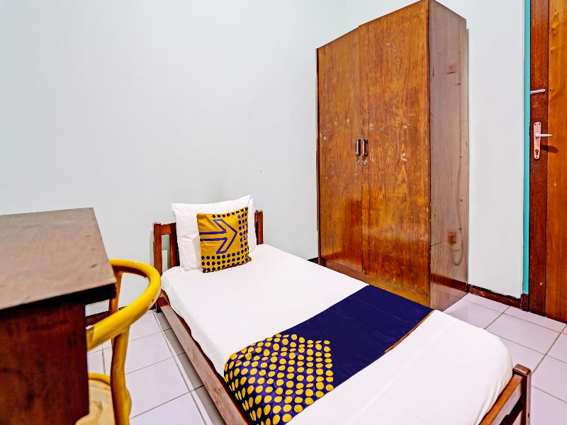 Spot On 91524 Victory Homestay Syariah - Oda