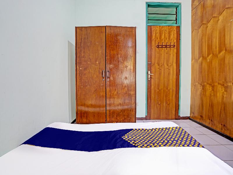 Spot On 91524 Victory Homestay Syariah - Oda