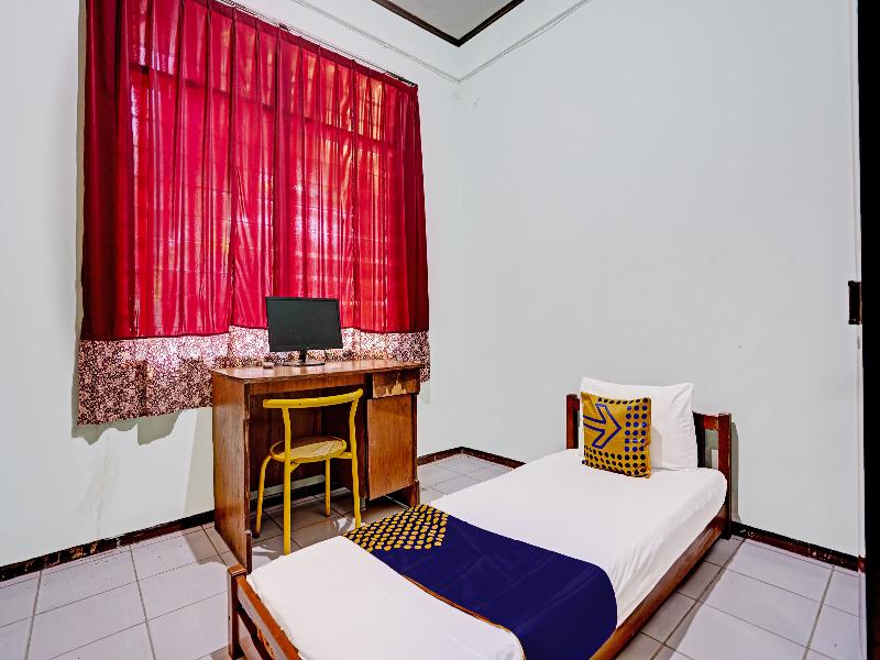 Spot On 91524 Victory Homestay Syariah - Oda