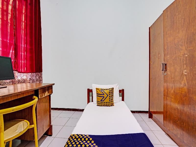 Spot On 91524 Victory Homestay Syariah - Oda