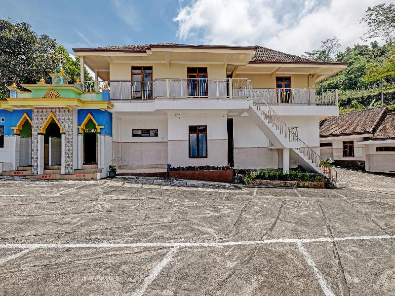 Spot On 91677 Hotel Citra Dewi 3 - Genel