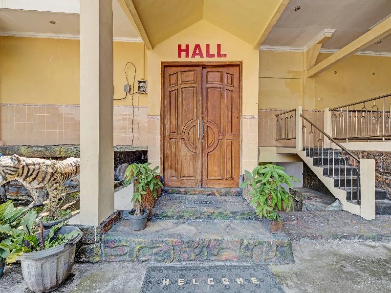 Collection O 91692 Hotel Citra Dewi 3 Hills - Lobi