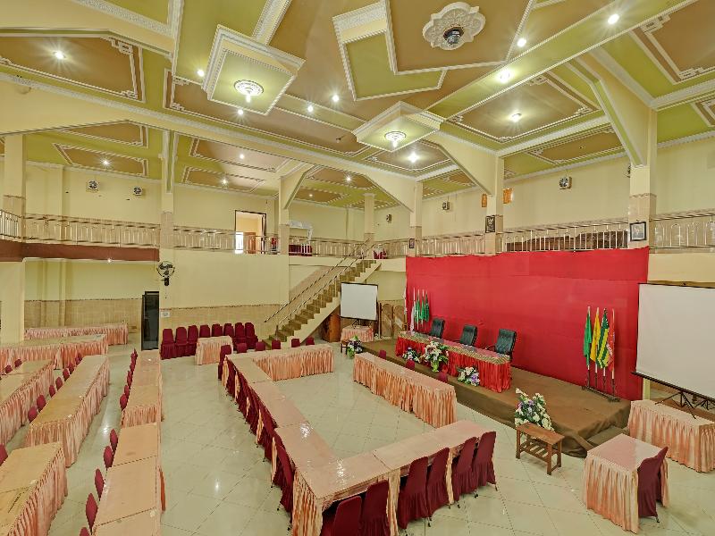 Collection O 91692 Hotel Citra Dewi 3 Hills - Toplantı