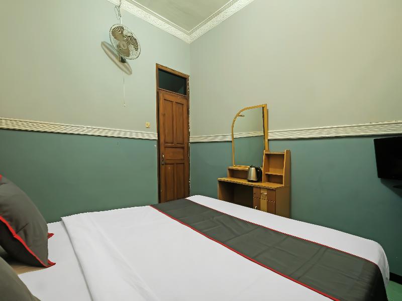 Capital O 91914 Hotel Citra Dewi 2 Int's - Oda