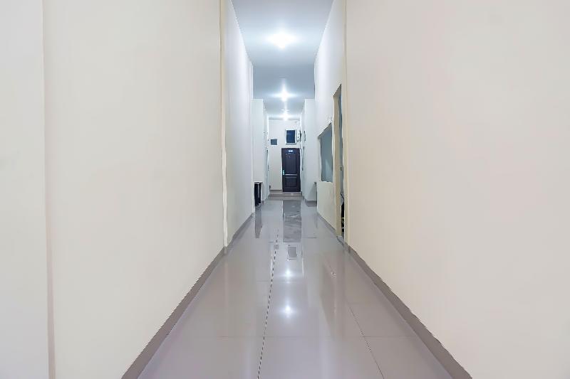 Capital O 91790 S1 Residence - Lobi