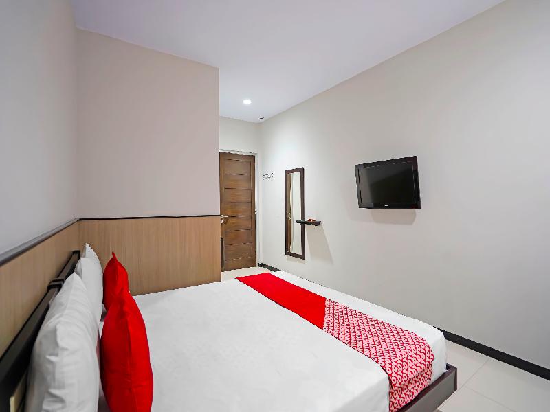 Oyo 91710 Hotel Anugerah - Oda