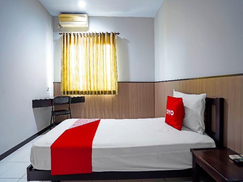 Oyo 91710 Hotel Anugerah - Oda
