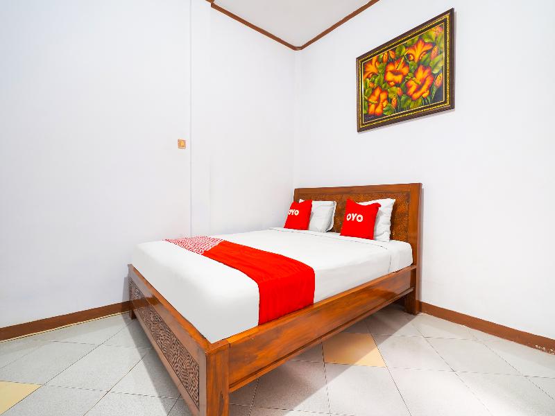 Oyo 91561 Gandhi Hotel - Oda