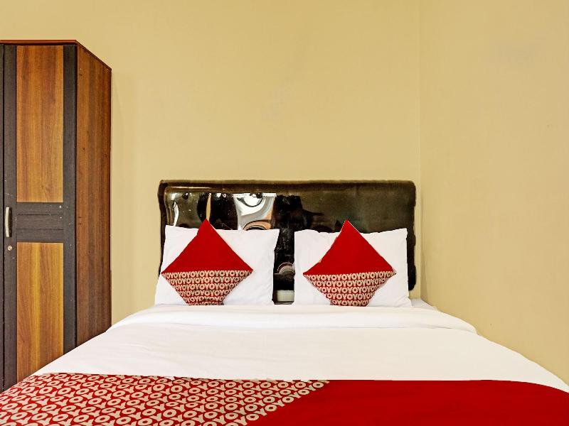 Super OYO 91535 J&b Rooms Tomang - Oda