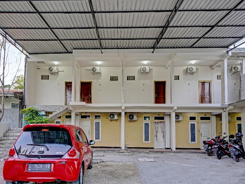 Oyo 91653 Grand Syariah Hagawa Lamongan - Genel