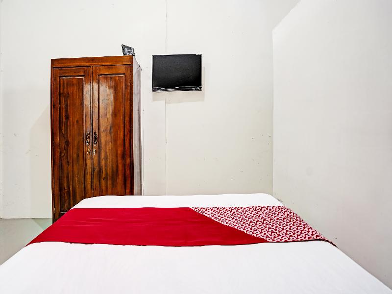 Oyo 91653 Grand Syariah Hagawa Lamongan - Oda