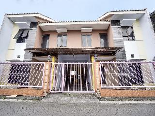 Spot On 91626 Rr Kost Putri Syariah fotoÄŸrafÄ±