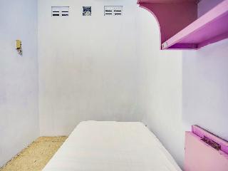 Spot On 91626 Rr Kost Putri Syariah fotoÄŸrafÄ±