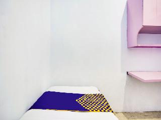 Spot On 91626 Rr Kost Putri Syariah fotoÄŸrafÄ±