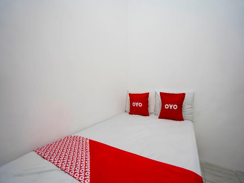 Oyo 91746 Kost Sedati Syariah - Oda
