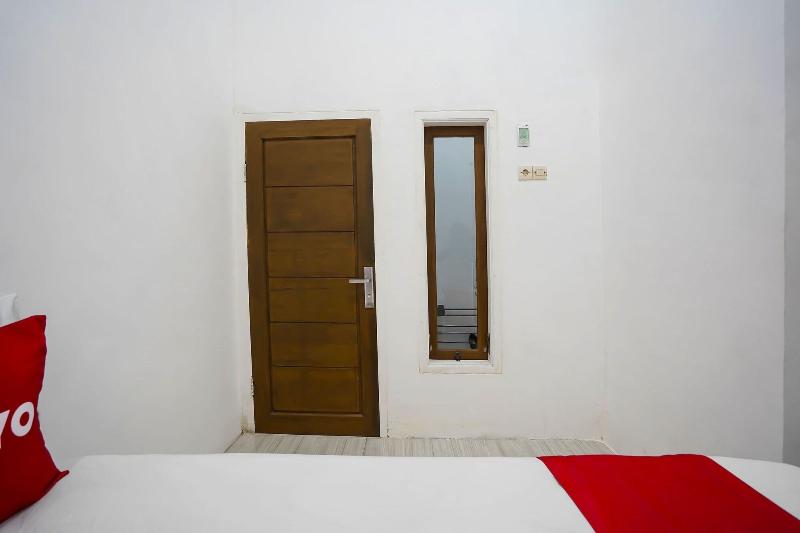 Oyo 91746 Kost Sedati Syariah - Oda