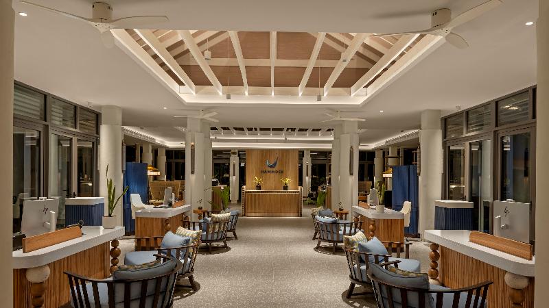 Avani+ Fares Maldives Resort - Lobi