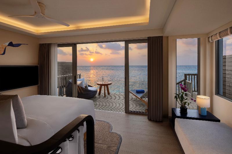 Avani+ Fares Maldives Resort - Oda