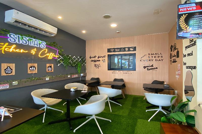 Hariss Inn Bandara By Zuzu - Restoran