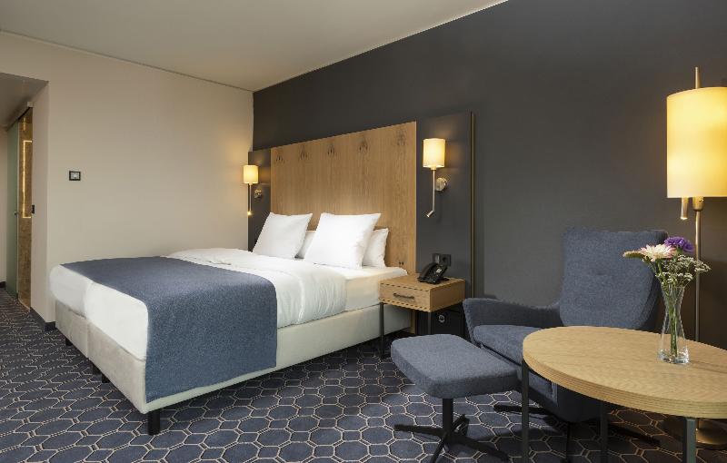 Maritim Hotel Ingolstadt - Oda