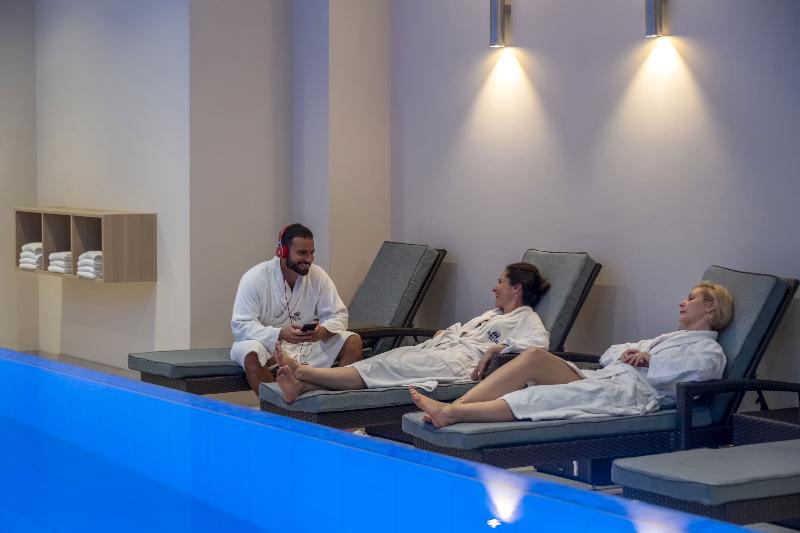 Maritim Hotel Ingolstadt - Havuz