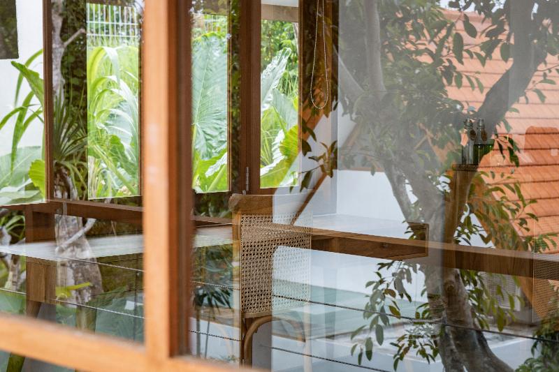 Deep Roots Dive & Yoga Resort - Oda