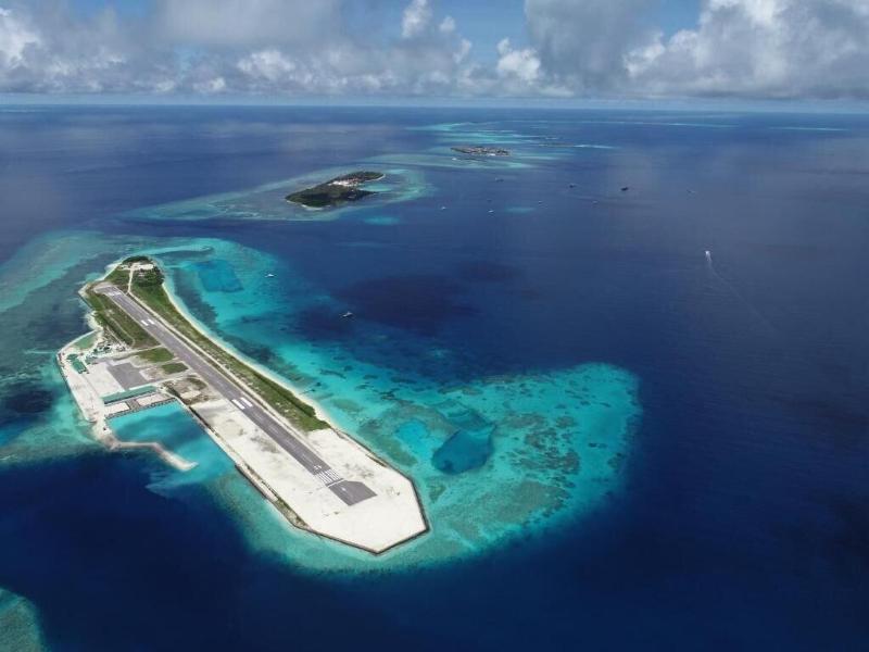 One The Island - Plaj