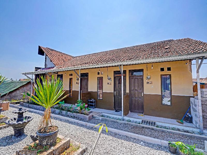 Spot On 91425 Mekargalih Homestay Syariah - Genel