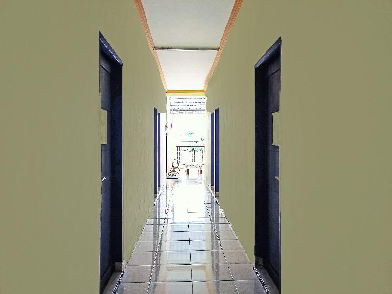 Spot On 91791 Homestay Surya Syariah - Lobi