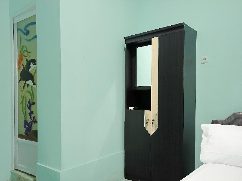 Spot On 91791 Homestay Surya Syariah - Oda