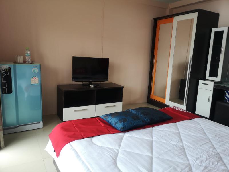 Oyo 75414 Kjs Pattaya​ - Oda