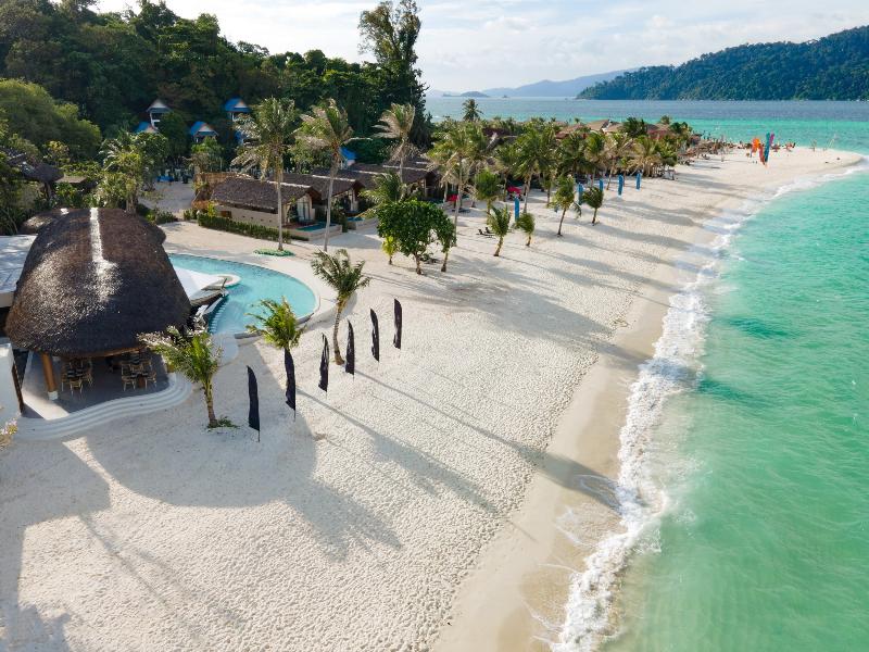 Irene Pool Villa Resort, Koh Lipe - Plaj