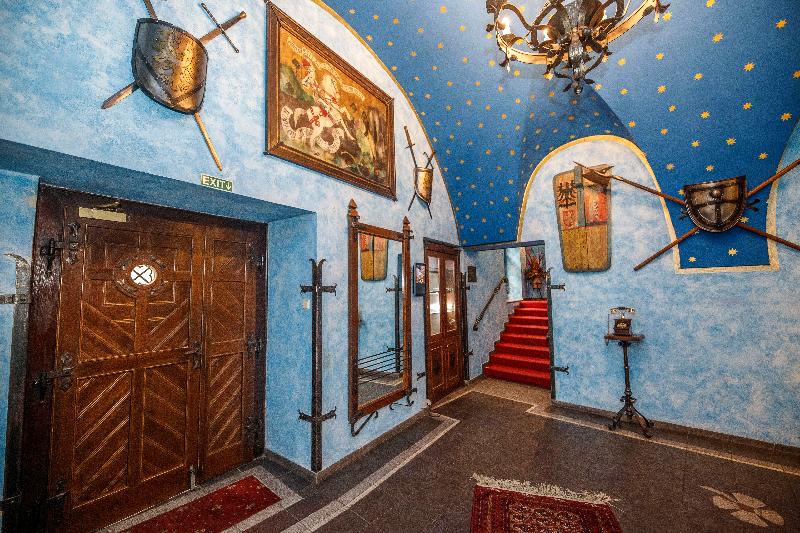 Pytloun Old Armoury Hotel Prague - Lobi