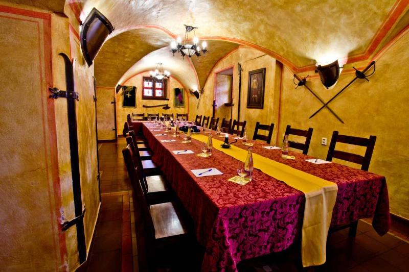 Pytloun Old Armoury Hotel Prague - Toplantı