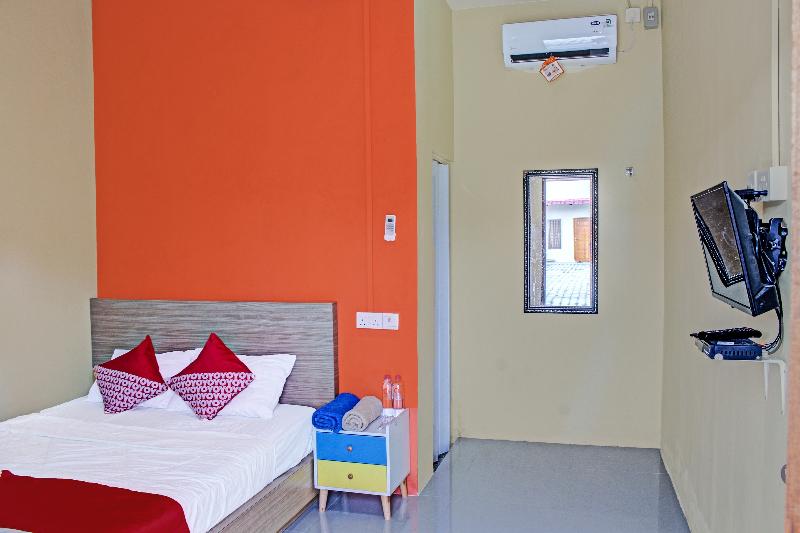 Oyo 91643 Homestay Daniel 76 - Oda