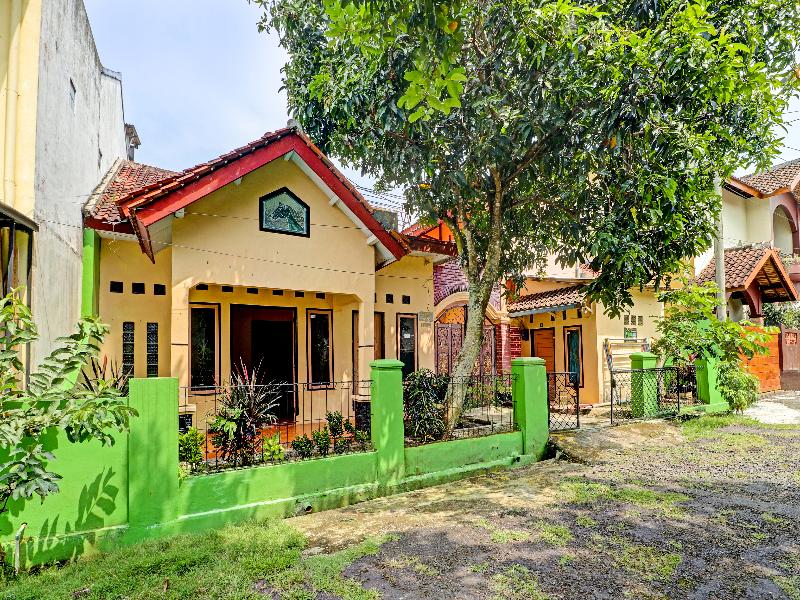 Spot On 91478 Wisma Aura Syariah - Genel