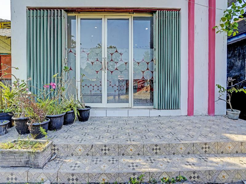 Oyo 91594 Bungah Residence Syariah - Genel