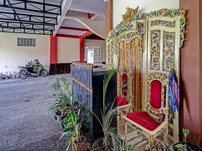 Oyo 91480 Putridapisa Syariah - Genel