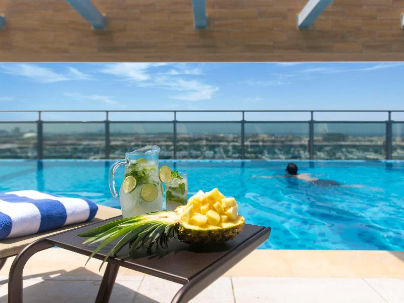 Swissotel Living Jeddah - Havuz