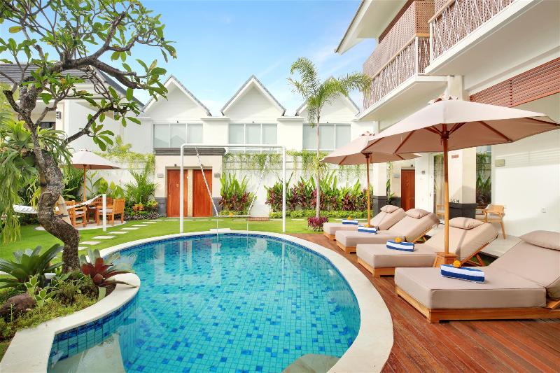 Aeera Villa Canggu by Ini Vie Hospitality - Havuz