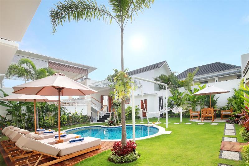 Aeera Villa Canggu by Ini Vie Hospitality - Havuz