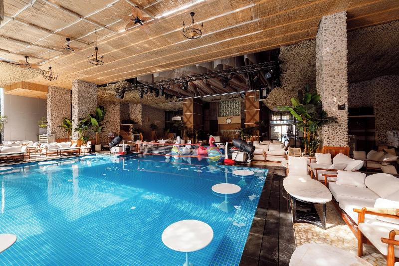 Ramee Dream Hotel Downtown - Havuz