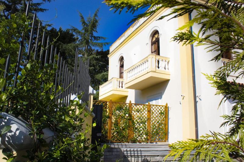 Relais Villa Montedonzelli - Lobi